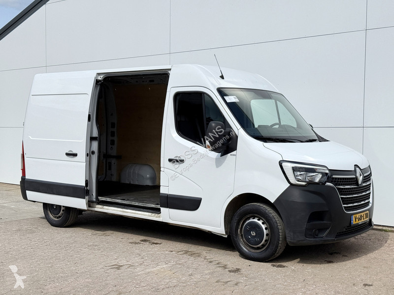 Véhicule utilitaire Renault T33 2.3 DCI 135PK...