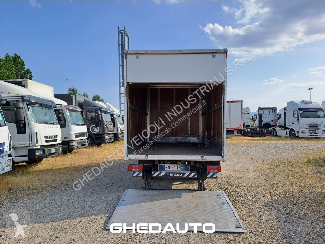 Veicolo commerciale Iveco Daily 35C14