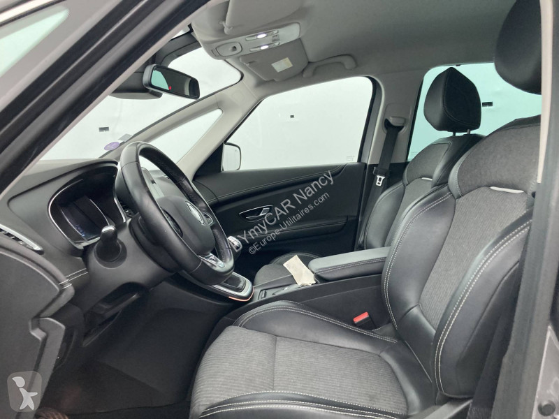 Autoutilitară Renault Scenic TCe 140 FAP - 21