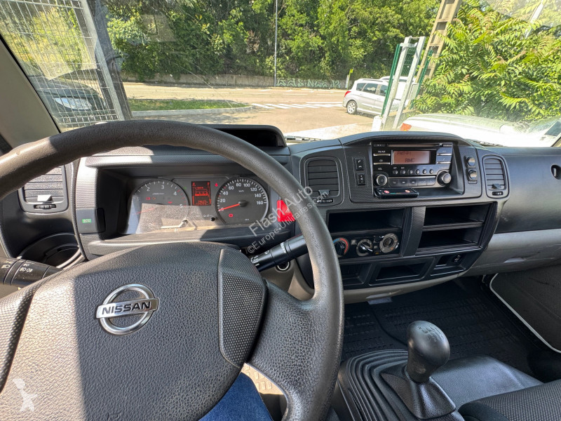 Véhicule utilitaire Nissan NT400 CABSTAR  35.13...