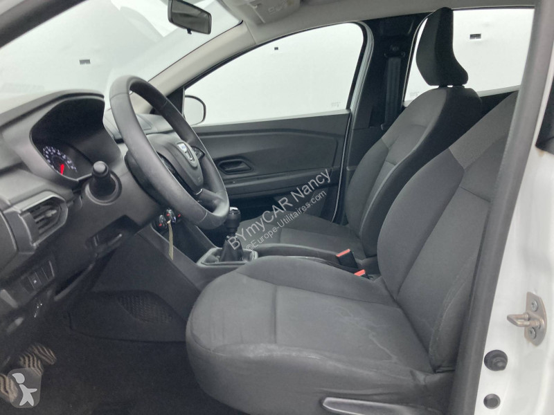 Užitkové vozidlo Dacia Sandero ECO-G 100 - 22