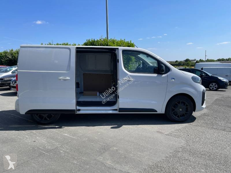 Véhicule utilitaire Opel