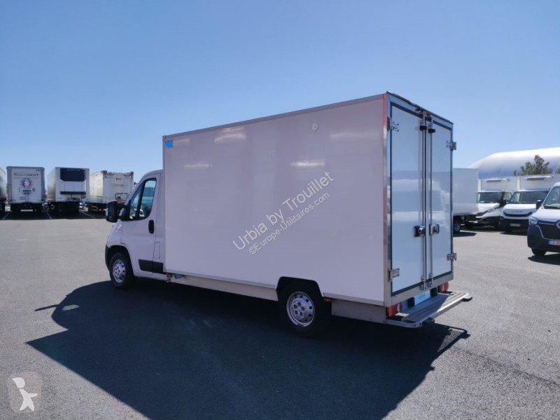 Véhicule utilitaire Fiat 12M3 130 CV FRIGO MONO...