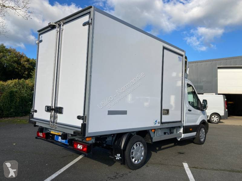 Véhicule utilitaire Ford