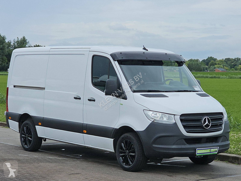 Autoutilitară Mercedes 319 L2H1 Mbux V6 3.0Ltr!
