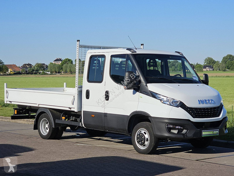 Véhicule utilitaire Iveco 35C14 DUB.Cab...