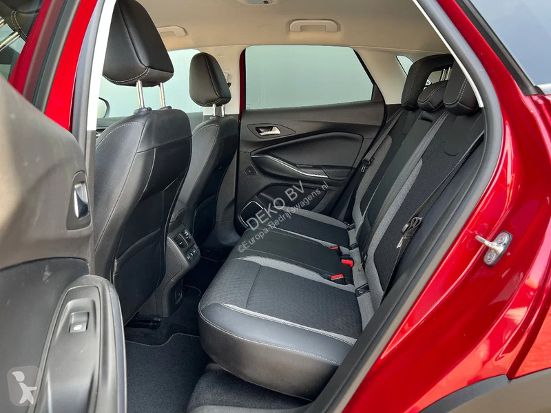 Autoutilitară Opel 1.2 Turbo Business Executive...