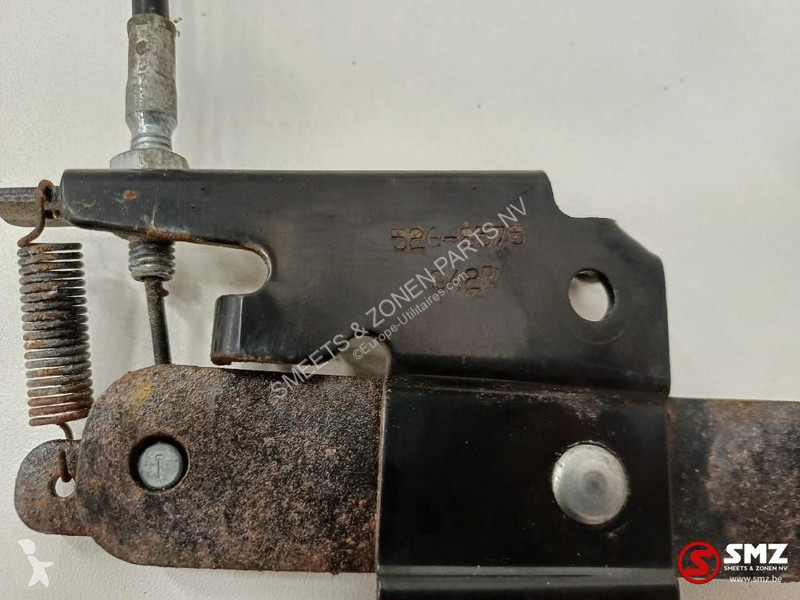 Užitkové vozidlo Caterpillar Cabin door lever +...