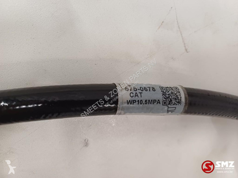 Užitkové vozidlo Caterpillar Hose Caterpillar