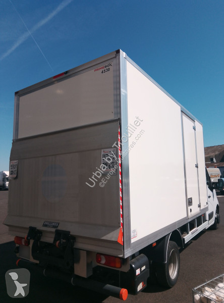 Furgoneta Nissan 20M3 145 CV FOURGON HAYON 3.5 T