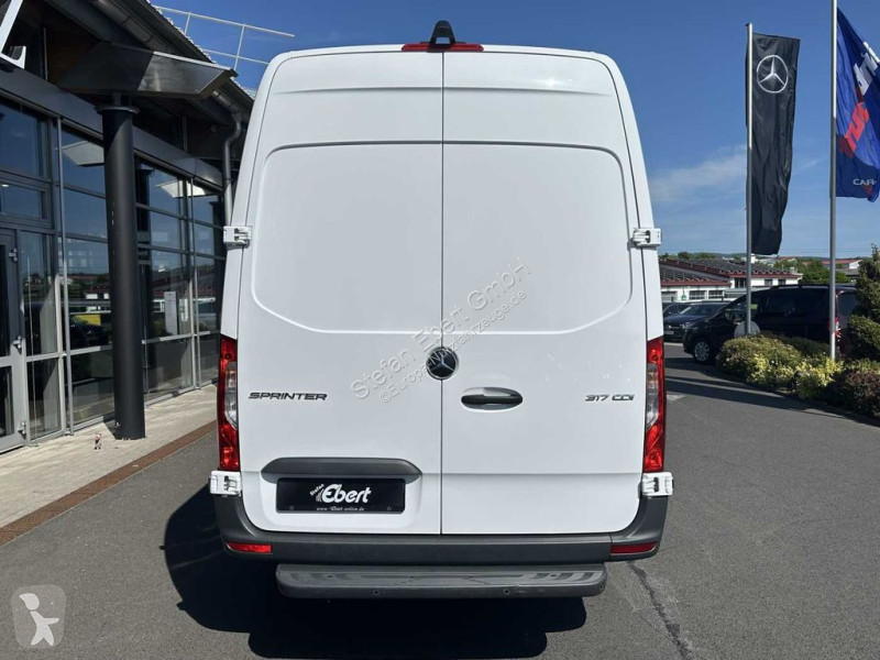 Veicolo commerciale Mercedes 317 CDI 4325 9G...