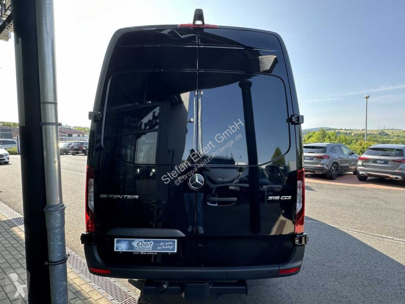 Užitkové vozidlo Mercedes 319 CDI 4325 AHK...
