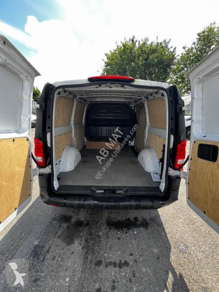 Véhicule utilitaire Mercedes