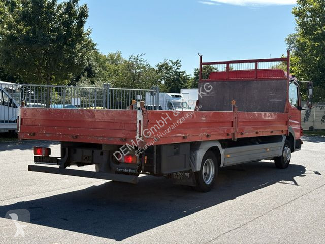 Furgoneta Mercedes 815*Bordwände*3-Sitzer*Euro...