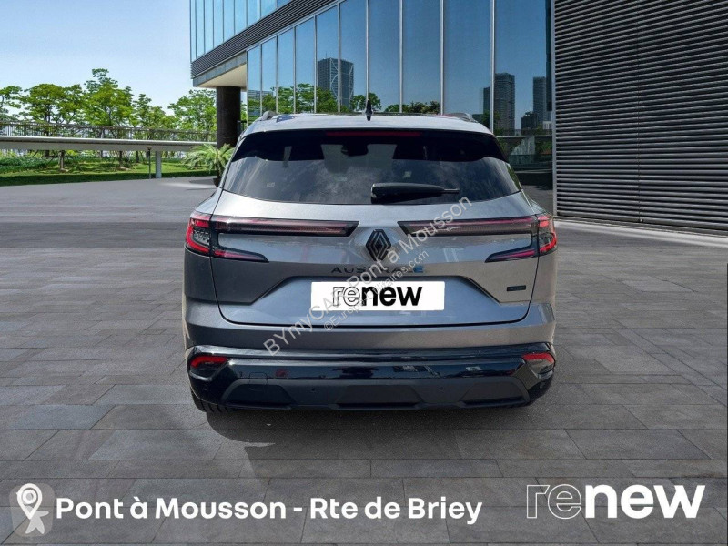 عربة نفعية Renault Austral E-Tech hybrid 200