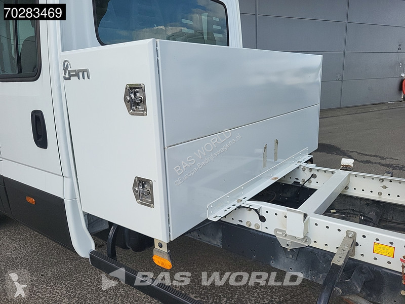 Bedrijfswagen Iveco 35C16 3.0L Kipper met Kist...