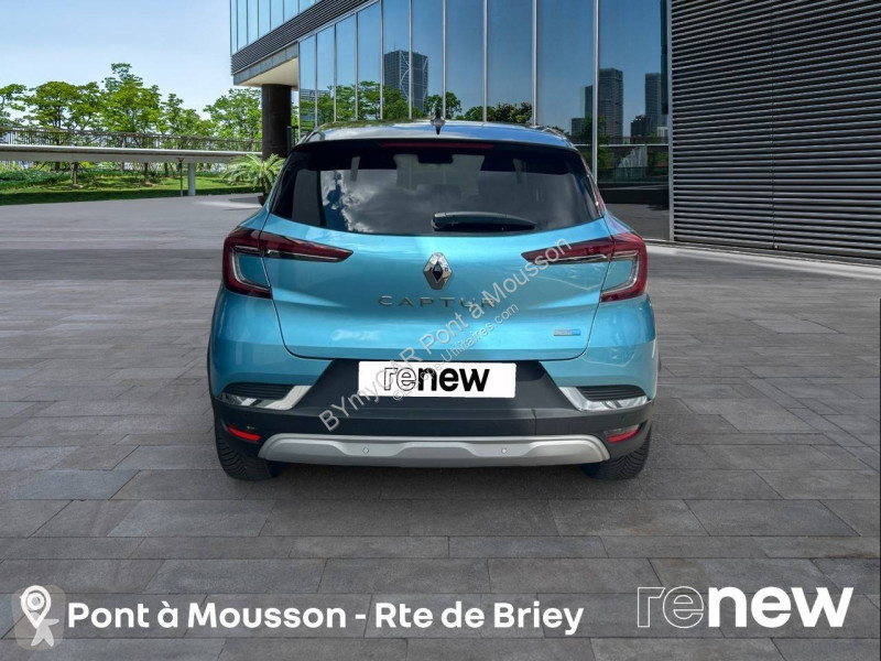 Veicolo commerciale Renault Captur E-Tech...