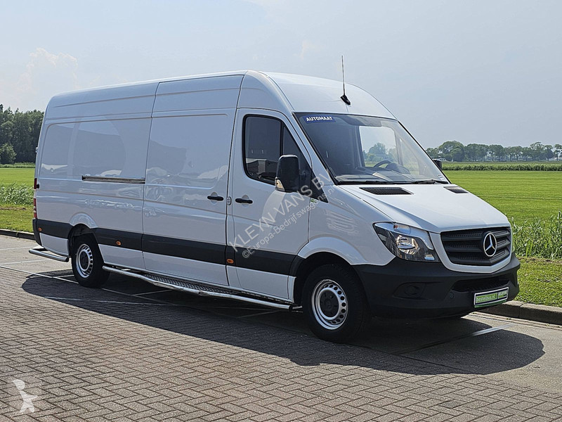 Veicolo commerciale Mercedes 311 L3H2...