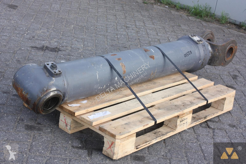 Autoutilitară Volvo Cylinder lift