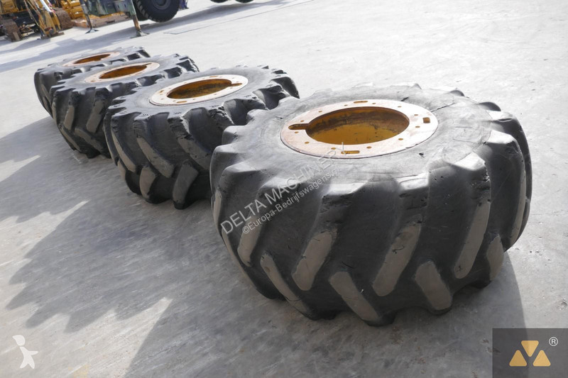 Véhicule utilitaire Caterpillar Wheel GP 30.5L-32