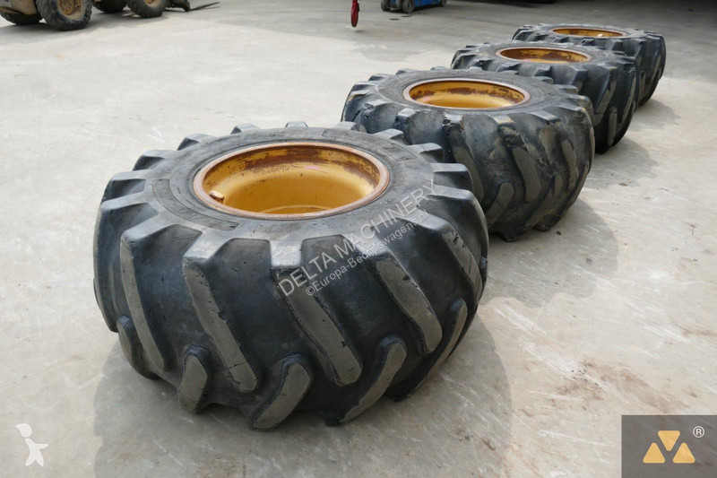 Véhicule utilitaire Caterpillar Wheel GP 30.5L-32