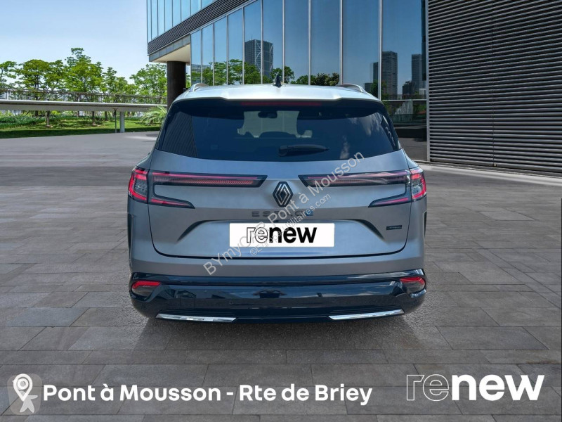 عربة نفعية Renault Espace E-Tech hybrid 200