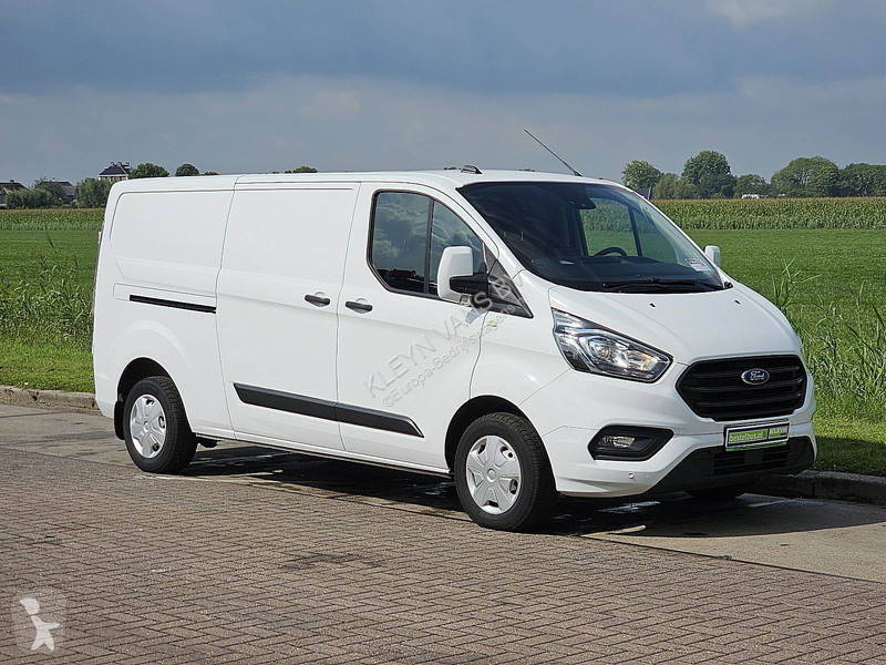 Autoutilitară Ford 2.0 L2H1 Navi Airco
