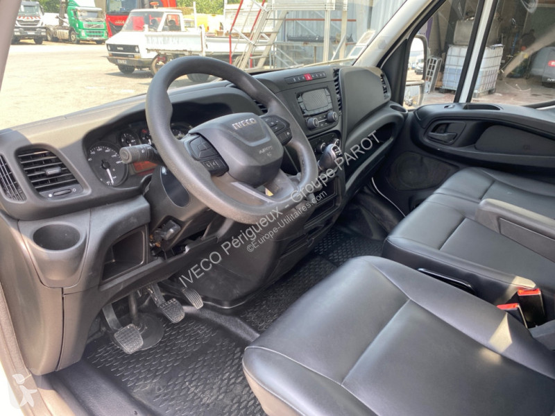 عربة نفعية Iveco 35C16 empattement 3750 Tor