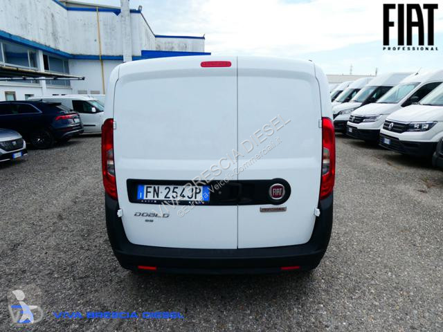 Veículo utilitário Fiat DOBLO