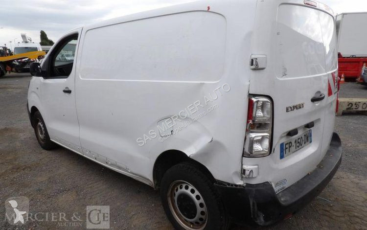 Véhicule utilitaire Peugeot