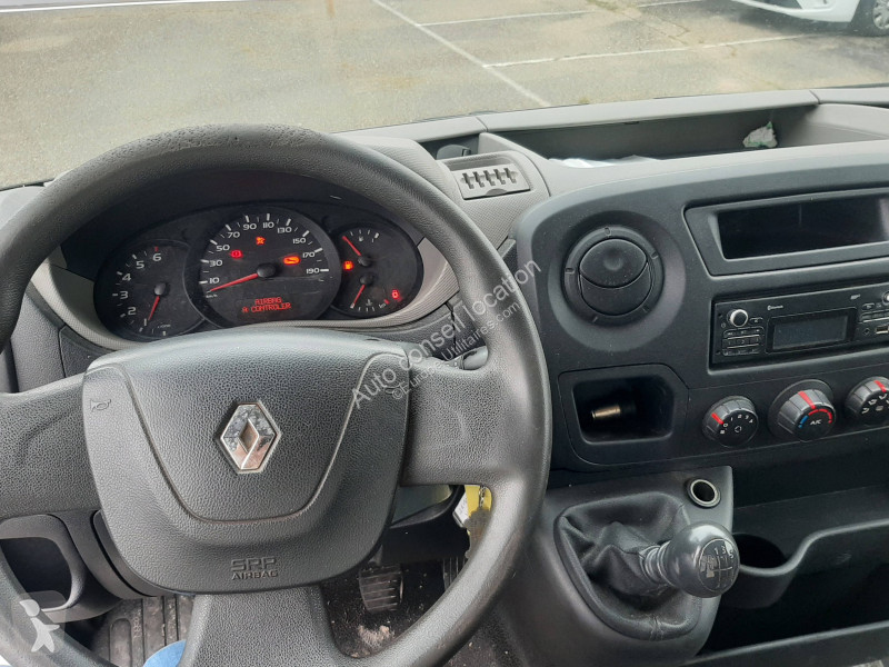 Autoutilitară Renault BENNE 8M3 - 2.3 DCI 125 R.J