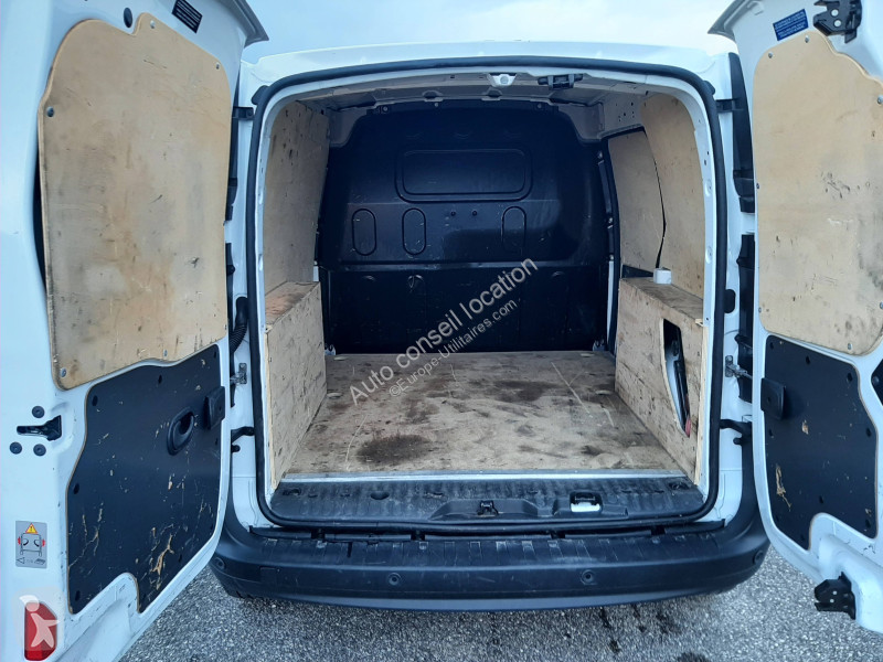 Véhicule utilitaire Renault L1 DCI 95 CONFORT