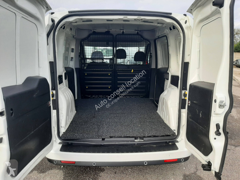 Autoutilitară Fiat COURT 1.6 MTJ 105 GPS CLIM