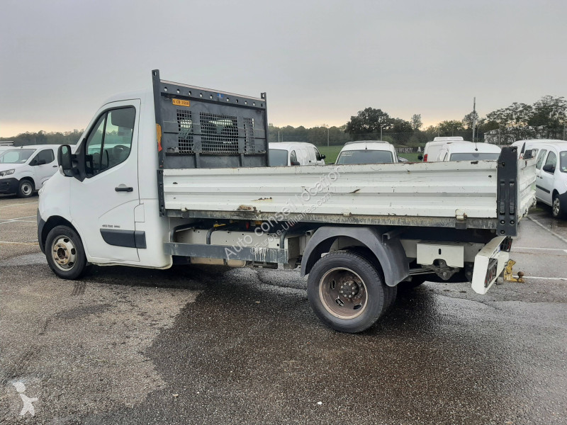 Autoutilitară Renault BENNE 2.3 DCI 135 R.J