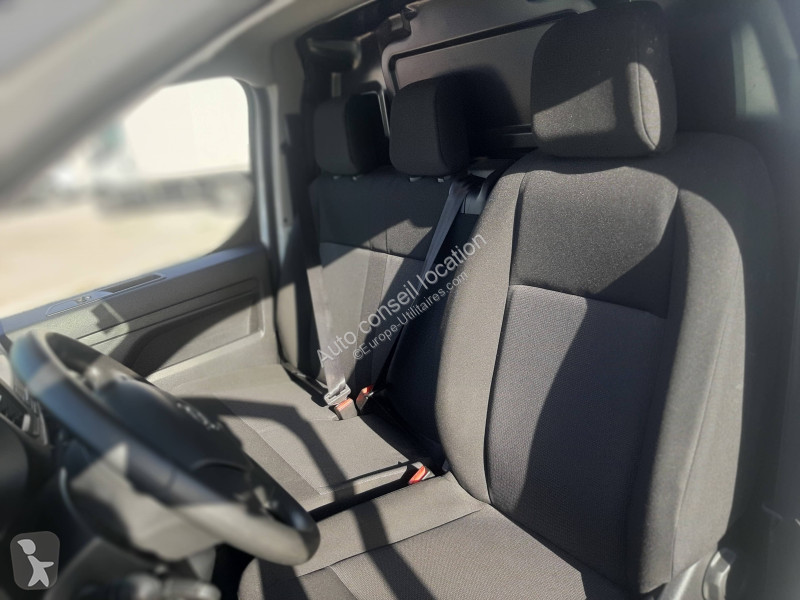 Furgoneta Opel III L2 1.5 D 120ch Standard