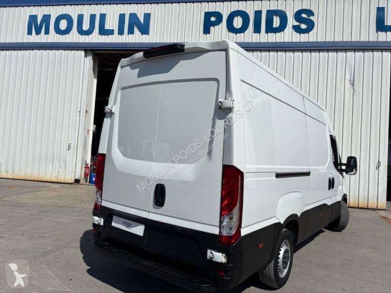 Furgoneta Iveco