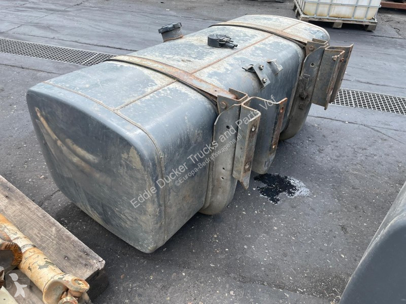 Véhicule utilitaire DAF STALEN BRANDSTOFTANK...
