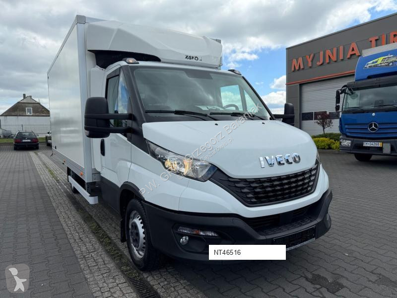 Nyttofordon Iveco 35S18