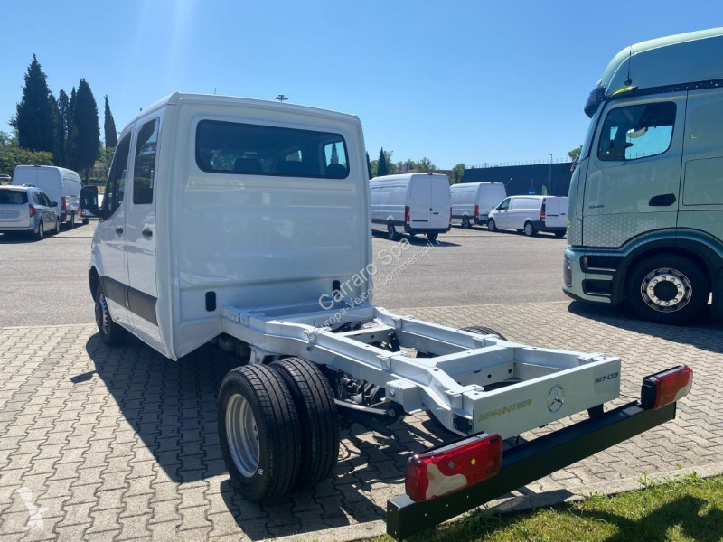 Veicolo commerciale Mercedes Doppia Cab