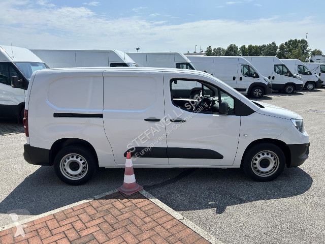 Autoutilitară Opel COMBO L2 130
