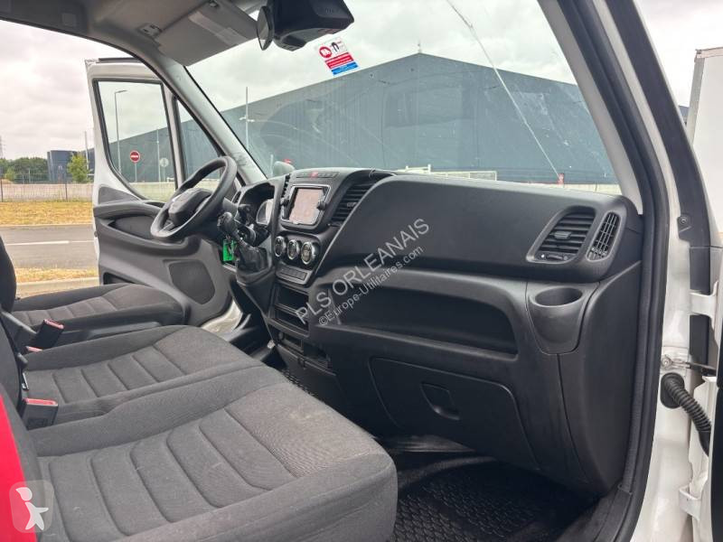 Véhicule utilitaire Iveco