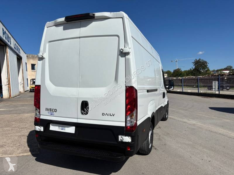 Veículo utilitário Iveco