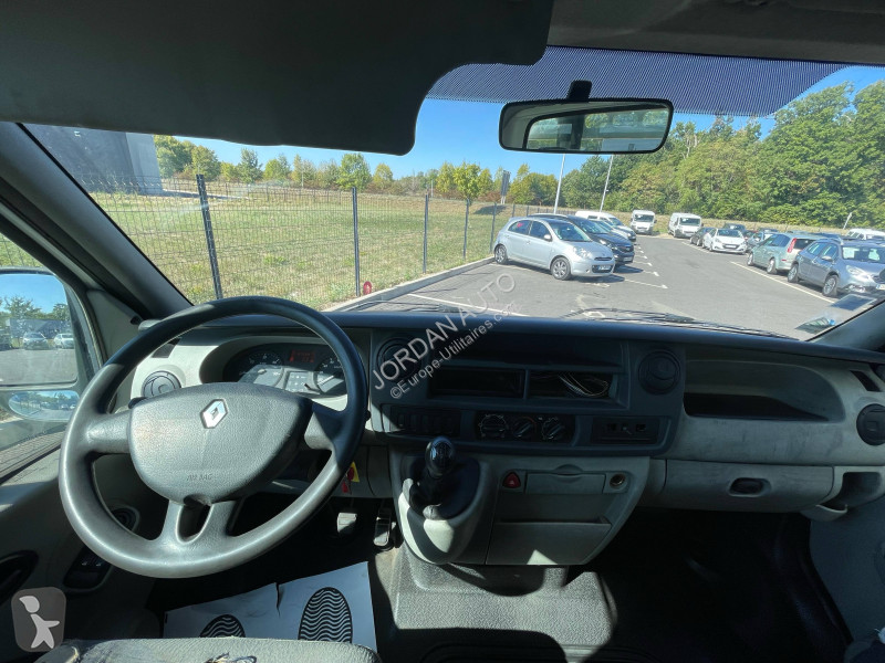 Véhicule utilitaire Renault 2.2 DCI 90CV PLATEAU