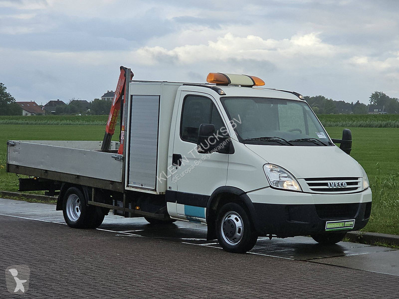 Véhicule utilitaire Iveco 40C15 XL FASSI laadkraan