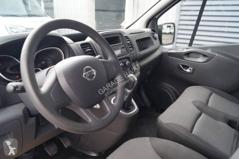 Autoutilitară Nissan