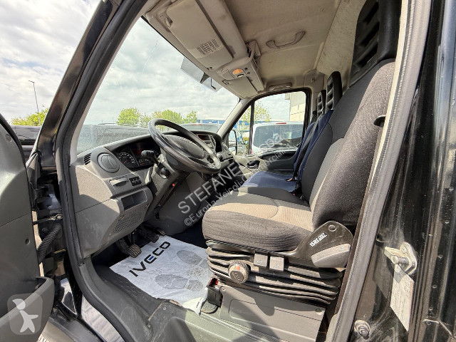 Veicolo commerciale Iveco DAILY 35S17L V/P