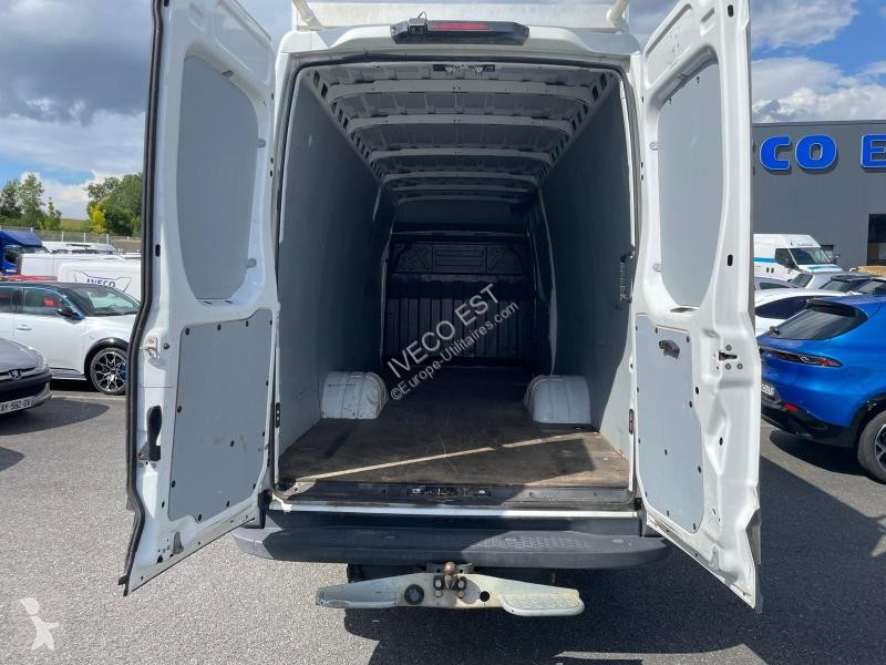 Nyttofordon Iveco 35C Fg 35C16 V16 Hi-Matic...