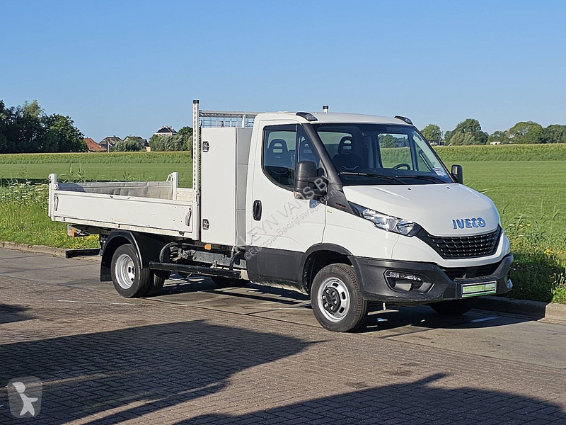 Véhicule utilitaire Iveco 35C16 3.0L Kipper...
