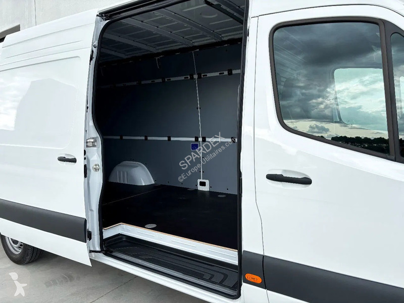Užitkové vozidlo Mercedes 317 | Leasing