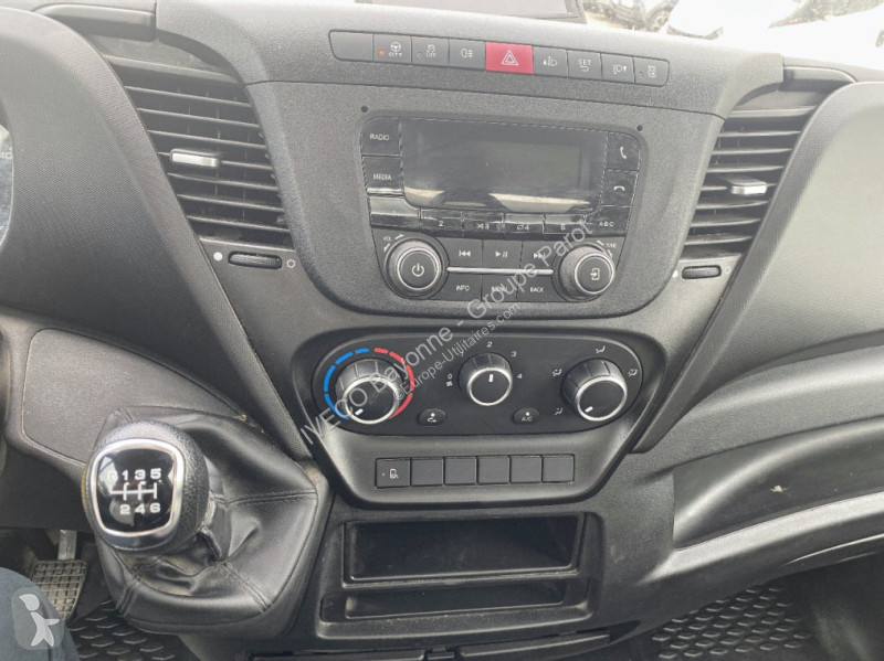 Veicolo commerciale Iveco 35C16H3.0 empattement...
